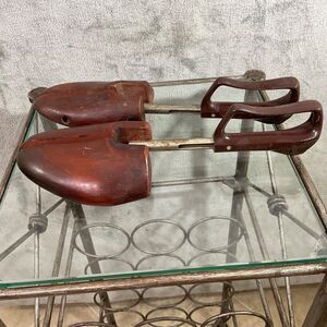 Vintage Rochester Shoe Co Travel Tree Shoe Keepers Adj. Wood plastic metal 4”x13